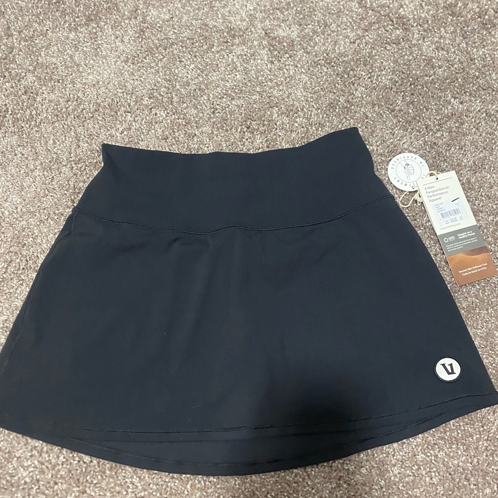 NWT VUORI VOLLEY SKIRT